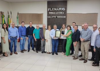 Poder Legislativo realiza homenagem ao Moinho Tres pela passagem dos 80 anos