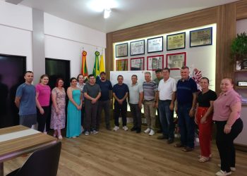 Presidente do Legislativo assume como prefeito em exercício em Pinhal