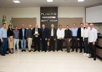 Poder Legislativo entrega moção de aplauso a Igreja Assembleia de Deus