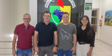 Poder Legislativo Municipal de Pinhal realiza a última sessão ordinária do ano e elege a nova mesa diretora para 2026